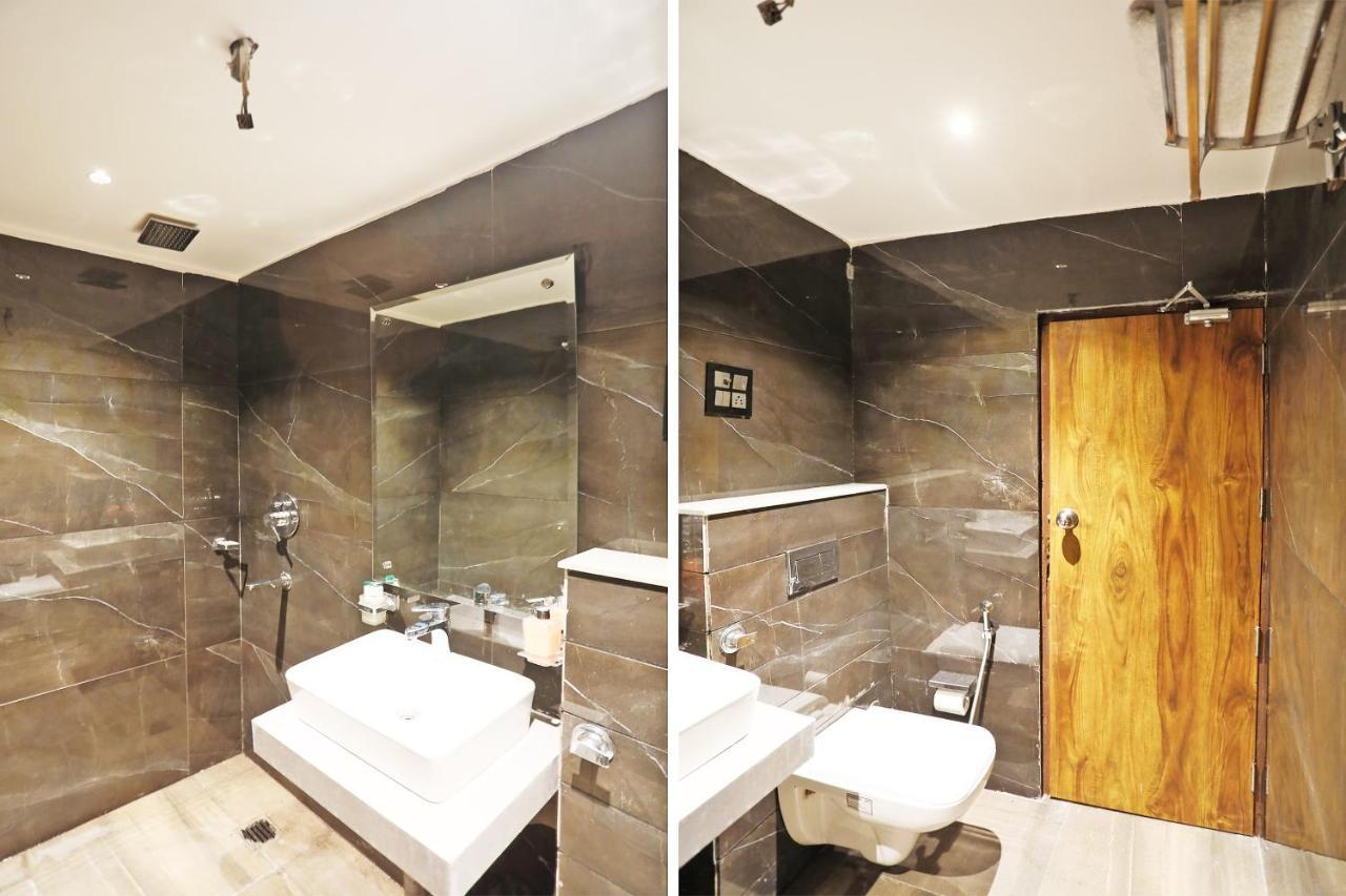 Fabhotel Ronald Inn ファリーダーバード エクステリア 写真